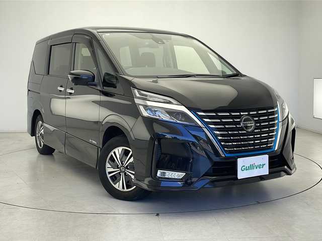 日産 セレナ e－パワー ハイウェイスター V 千葉県 2022(令4)年 3.8万km ダイヤモンドブラック フリップダウンモニター/プロパイロット/コーナーセンサー（前後）/クロストラフィックアラート/エマージェンシーブレーキ/全方位カメラ/純正SDナビ/　フルセグTV/Bluetooth/CD/DVD/USB/ドライブレコーダー（前）/ビルトインETC/デジタルインナーミラー/両側パワースライドドア/ステアリングスイッチ
