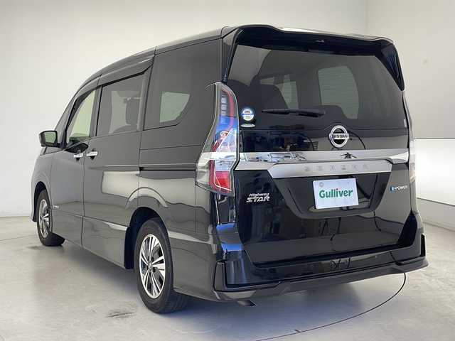 日産 セレナ e－パワー ハイウェイスター V 千葉県 2022(令4)年 3.8万km ダイヤモンドブラック フリップダウンモニター/プロパイロット/コーナーセンサー（前後）/クロストラフィックアラート/エマージェンシーブレーキ/全方位カメラ/純正SDナビ/　フルセグTV/Bluetooth/CD/DVD/USB/ドライブレコーダー（前）/ビルトインETC/デジタルインナーミラー/両側パワースライドドア/ステアリングスイッチ