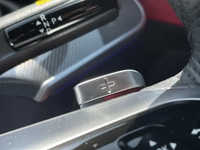 メルセデス・ベンツ Ｍ・ベンツ Ｃ２２０ｄ アバンギャルド　AMGライン 滋賀県 2022(令4)年 1.5万km 白 パノラミックスライディングルーフ/レザーエクスクルーシブパッケージ/・ブラック/レッドレザーシート/・パワーシート/・シートヒーター/ベーシックパッケージ/・MBUXナビゲーションシステム/・ヘッドアップディスプレイ/レーダセーフティパッケージ/フルセグTV/BT/USB/360°カメラ/LEDヘッドライト/パワーバックドア/置くだけ充電/アンビエントライト/純正18インチAW/ドラレコ前後/社外レーダー/ETC2.0