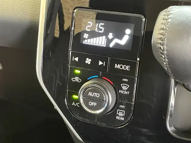 トヨタ ルーミー カスタムG S 岩手県 2017(平29)年 4.4万km ブラックマイカメタリック ４WD/寒冷地仕様/両側パワースライドドア/クルーズコントロール/スマートアシスト２/衝突回避支援ブレーキ/車線逸脱警報/誤発進抑制機能/先行車発進お知らせ機能/横滑り防止装置/アイドリングストップ/ロールサンシェード/カロッツェリアナビ/ステアリングスイッチ/バックカメラ/ETC/フルセグTV/オートライト/LEDヘッドランプ/LEDフォグランプ/社外14インチアルミホイール/純正フロアマット