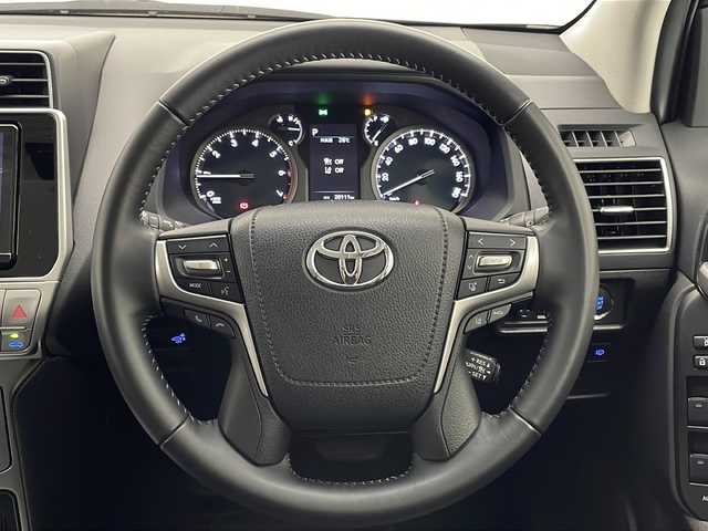 トヨタ ランドクルーザー プラド TX Lパッケージ マットブラED 熊本県 2023(令5)年 2.1万km アティチュードブラックマイカ ムーンルーフ/Toyota Safety Sense/○プリクラシュセーフティ/○レーンディパーチャーアラート/○ロードサインアシスト/○パーキングサポートブレーキ/○レーダークルーズコントロール/○オートマチックハイビーム/○クリアランスソナー/○先行車発進告知/純正９インチSDナビ/フルセグTV/CD/DVD/Bluetooth/バックカメラ/黒革シート/パワーシート/シートヒーター/シートベンチレーション/ルーフレール/純正18インチAW/LEDヘッドライト/ビルトインETC2.0/前後ドライブレコーダー/スマートキー×２/保証書/取扱説明書