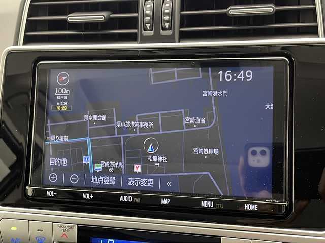 トヨタ ランドクルーザー プラド TX Lパッケージ マットブラED 熊本県 2023(令5)年 2.1万km アティチュードブラックマイカ ムーンルーフ/Toyota Safety Sense/○プリクラシュセーフティ/○レーンディパーチャーアラート/○ロードサインアシスト/○パーキングサポートブレーキ/○レーダークルーズコントロール/○オートマチックハイビーム/○クリアランスソナー/○先行車発進告知/純正９インチSDナビ/フルセグTV/CD/DVD/Bluetooth/バックカメラ/黒革シート/パワーシート/シートヒーター/シートベンチレーション/ルーフレール/純正18インチAW/LEDヘッドライト/ビルトインETC2.0/前後ドライブレコーダー/スマートキー×２/保証書/取扱説明書