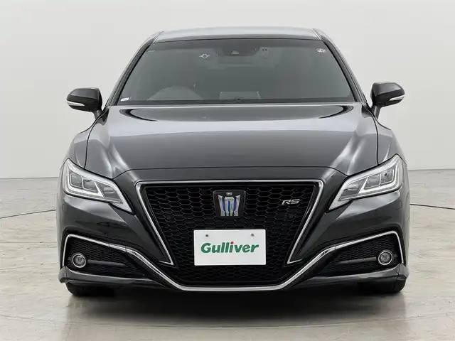 トヨタ クラウン ハイブリッド RS アドバンス 福岡県 2018(平30)年 7.7万km プレシャスブラックパール 純正ナビ（フルセグＴＶ）　/バックカメラ　/トヨタセーフティセンス　/レーダークルコン　/ＢＳＭ　/パワーシート　/ステアリングヒーター　/オートホールド　/ＥＴＣ２．０　/ドラレコ　/オートライト　/純正アルミホイール
