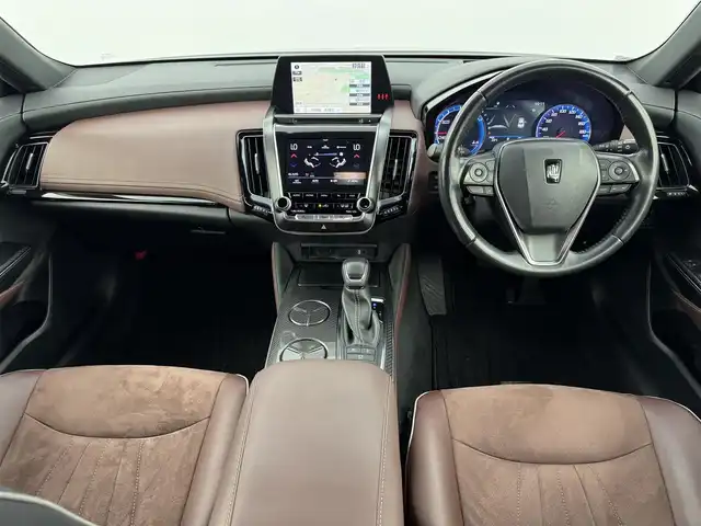 トヨタ クラウン ハイブリッド RS アドバンス 福岡県 2018(平30)年 7.7万km プレシャスブラックパール 純正ナビ（フルセグＴＶ）　/バックカメラ　/トヨタセーフティセンス　/レーダークルコン　/ＢＳＭ　/パワーシート　/ステアリングヒーター　/オートホールド　/ＥＴＣ２．０　/ドラレコ　/オートライト　/純正アルミホイール