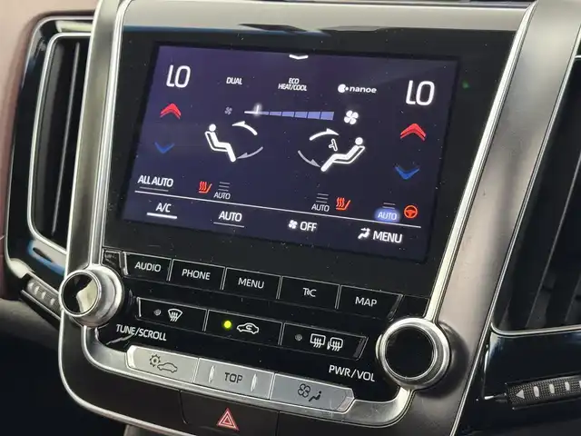 トヨタ クラウン ハイブリッド RS アドバンス 福岡県 2018(平30)年 7.7万km プレシャスブラックパール 純正ナビ（フルセグＴＶ）　/バックカメラ　/トヨタセーフティセンス　/レーダークルコン　/ＢＳＭ　/パワーシート　/ステアリングヒーター　/オートホールド　/ＥＴＣ２．０　/ドラレコ　/オートライト　/純正アルミホイール
