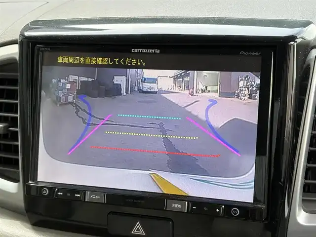 スズキ スペーシア X 滋賀県 2015(平27)年 8.5万km クリスタルホワイトP 社外8インチナビ/(CD/DVD/Bluetooth/フルセグTV)/バックカメラ/衝突軽減ブレーキ/両側電動スライドドア/シートヒーター/前後ドライブレコーダー/ETC/車線逸脱警報/HIDヘッドライト/オートライト/プッシュスタート/スマートキー