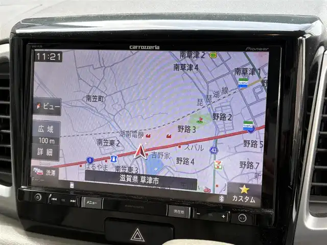 スズキ スペーシア X 滋賀県 2015(平27)年 8.5万km クリスタルホワイトP 社外8インチナビ/(CD/DVD/Bluetooth/フルセグTV)/バックカメラ/衝突軽減ブレーキ/両側電動スライドドア/シートヒーター/前後ドライブレコーダー/ETC/車線逸脱警報/HIDヘッドライト/オートライト/プッシュスタート/スマートキー