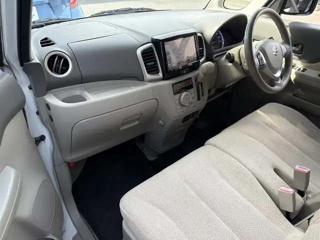 スズキ スペーシア X 滋賀県 2015(平27)年 8.5万km クリスタルホワイトP 社外8インチナビ/(CD/DVD/Bluetooth/フルセグTV)/バックカメラ/衝突軽減ブレーキ/両側電動スライドドア/シートヒーター/前後ドライブレコーダー/ETC/車線逸脱警報/HIDヘッドライト/オートライト/プッシュスタート/スマートキー