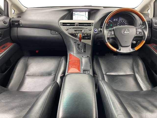 レクサス ＲＸ 450h バージョンL エアサス 道央・札幌 2012(平24)年 13.4万km ブラック ・4WD/・純正ナビ&CD&DVD&HDD&AUX&TV/・パワーバックドア/・サンルーフ/・バック/サイドカメラ/・サイドカメラ/・クルーズコントロール/・コーナーセンサー/・ヘッドアップディスプレイ/・横滑り防止装置/・前席エアシート/・前席パワーシート/・前席メモリ付シート/・レザーシート/・ビルトインETC/・ステアリングスイッチ/・電動格納ミラー/・純正フロアマット/・HIDヘッドライト/・オートライト/・スマートキー/・スペアキー/・純正エンジンスターター