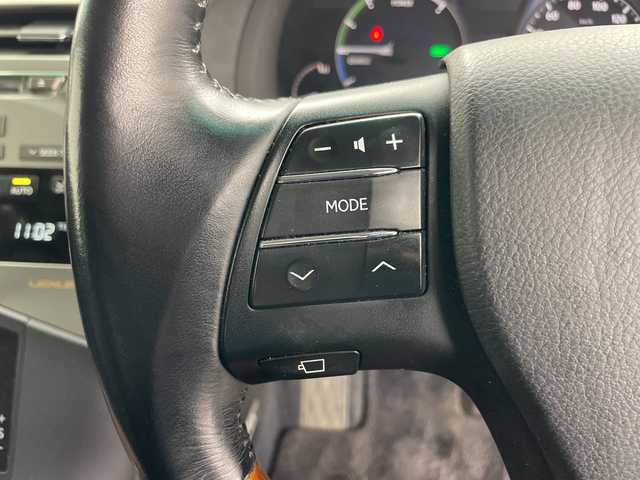 レクサス ＲＸ 450h バージョンL エアサス 道央・札幌 2012(平24)年 13.4万km ブラック ・4WD/・純正ナビ&CD&DVD&HDD&AUX&TV/・パワーバックドア/・サンルーフ/・バック/サイドカメラ/・サイドカメラ/・クルーズコントロール/・コーナーセンサー/・ヘッドアップディスプレイ/・横滑り防止装置/・前席エアシート/・前席パワーシート/・前席メモリ付シート/・レザーシート/・ビルトインETC/・ステアリングスイッチ/・電動格納ミラー/・純正フロアマット/・HIDヘッドライト/・オートライト/・スマートキー/・スペアキー/・純正エンジンスターター