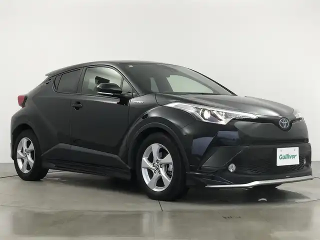 トヨタ Ｃ－ＨＲ S 愛知県 2017(平29)年 5万km ブラックマイカ フルモデリスタ/純正ナビ/（ＡＭ／ＦＭ／ＣＤ／ＤＶＤ／ＢＴ）/フルセグＴＶ/バックモニター/LEDヘッドライト/衝突軽減ブレーキ/オートクルーズコントロール/電子パーキング/オートホールド/ＥＴＣ/レザーシート/純正フロアマット/ＬＥＤヘッドライト/スマートキー/オートライト