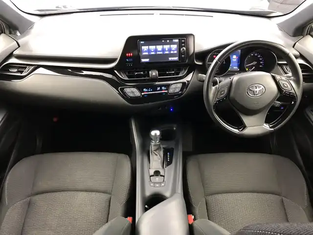 トヨタ Ｃ－ＨＲ S 愛知県 2017(平29)年 5万km ブラックマイカ フルモデリスタ/純正ナビ/（ＡＭ／ＦＭ／ＣＤ／ＤＶＤ／ＢＴ）/フルセグＴＶ/バックモニター/LEDヘッドライト/衝突軽減ブレーキ/オートクルーズコントロール/電子パーキング/オートホールド/ＥＴＣ/レザーシート/純正フロアマット/ＬＥＤヘッドライト/スマートキー/オートライト