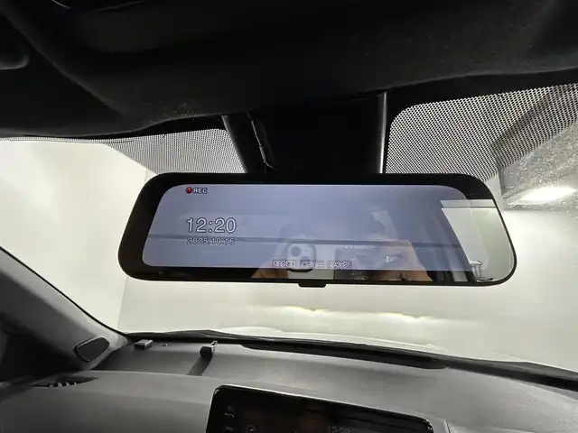 トヨタ ヤリスクロス ハイブリッド Z アドベンチャー 佐賀県 2023(令5)年 2.3万km ブラックマイカ/プラチナホワイトパールマイカ ワンオーナー/純正8インチディスプレイオーディオ/フルセグTV/Bluetooth/Androidauto/Applecarplay/全方位カメラ/デジタルインナールームミラー/衝突被害軽減システム/レーダークルーズコントロール/レーンアシスト/ブラインドスポットモニター/パーキングサポートブレーキ/ロードサインアシスト/クリアランスソナー/オートライト/オートマチックハイビーム/LEDヘッドライト/ビルトインETC2.0/社外前後ドライブレコーダー/パワーバックドア/ステアリングヒーター/運転席・助手席シーヒーター/運転席パワーシート/電子パーキング/ブレーキホールド/ルーフレール/ハーフレザーシート/純正フロアマット/純正18インチアルミホイール/スマートキー