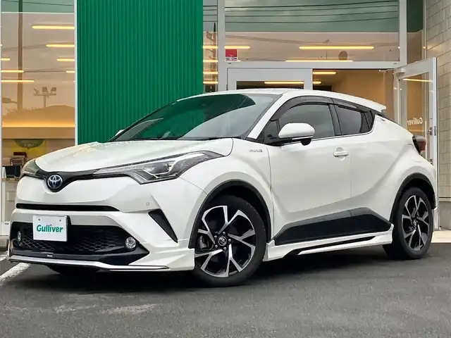 トヨタ Ｃ－ＨＲ G 静岡県 2017(平29)年 5.1万km ホワイトパールクリスタルシャイン フルモデリスタエアロ/ALPINE製9インチナビ/バックカメラ/保証書/取扱説明書/エンジンスタートボタン/パワーステアリング/パワーウィンドウ/アイドリングストップ/スマートキー/オートエアコン/レーダークルーズコントロール/ETC/純正フロアマット/純正アルミホイール/ハーフレザーシート/D席N席シートヒーター/ABS/横滑り防止装置/コーナーセンサー前後/レーンキープアシスト/オートライト/オートマチックハイビーム/LEDヘッドライト/W+サイドエアバッグ/衝突軽減システム/カーテンエアバッグ/BSM/HDMI接続