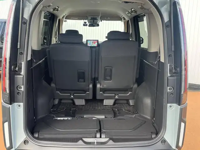 ホンダ ステップワゴン エアー 三重県 2024(令6)年 1.1万km フィヨルドミストパール ワンオーナー/純正ナビLXM-247VFNi/地デジTV/DVD/CD/Bluetooth/バックカメラ/ホンダセンシング/アダプティブクルーズコントロール/両側パワースライドドア/LEDヘッドランプ/スマートキー