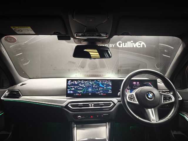 ＢＭＷ ３２０ｉ Mスポーツ 群馬県 2023(令5)年 2.2万km メルボルンレッド BMWライブコックピット/ヘッドアップディスプレイ/19インチAW/アップルカープレイ/純正HDDナビ/全方位カメラ/LEDヘッドライト/パワーシート/シートヒーター/純正フロアマット/ETC2.0