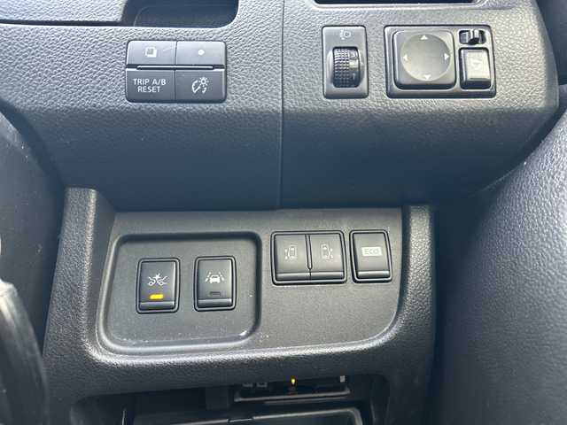 日産 セレナ 20X Vセレクション+セーフティ 京都府 2016(平28)年 11.6万km ブリリアントシルバー 〇ワンオーナー/〇Bluetooth/〇ドラレコ/〇WAC/〇レーンキープアシスト/〇スマートキー/〇純正ナビ