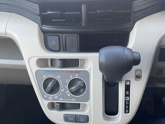 スバル ステラ L スマートアシスト 千葉県 2016(平28)年 6万km ピンク 社外オーディオ(Clarlan Intelligent tune CZ215)/CD再生/AM/FMラジオ/ミュージックプレイヤー接続/後方コーナーセンサー/横滑り防止装置/リモコンキー/誤発進抑止機能/衝突警報/衝突回避支援ブレーキ