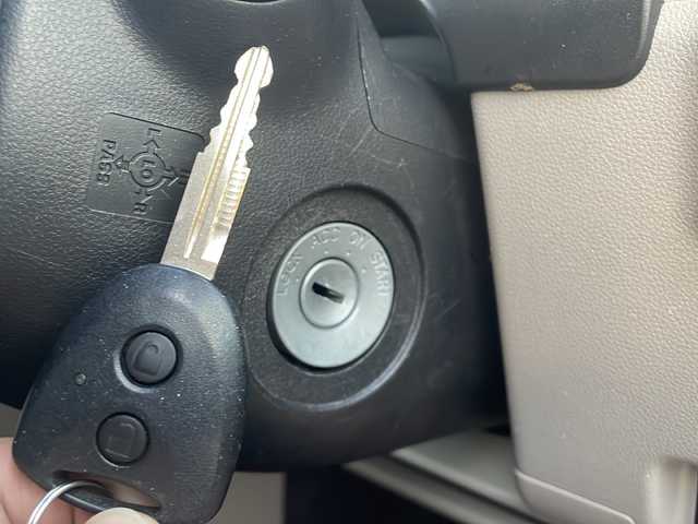 スバル ステラ L スマートアシスト 千葉県 2016(平28)年 6万km ピンク 社外オーディオ(Clarlan Intelligent tune CZ215)/CD再生/AM/FMラジオ/ミュージックプレイヤー接続/後方コーナーセンサー/横滑り防止装置/リモコンキー/誤発進抑止機能/衝突警報/衝突回避支援ブレーキ