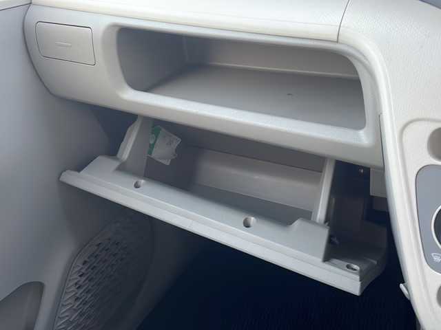 スバル ステラ L スマートアシスト 千葉県 2016(平28)年 6万km ピンク 社外オーディオ(Clarlan Intelligent tune CZ215)/CD再生/AM/FMラジオ/ミュージックプレイヤー接続/後方コーナーセンサー/横滑り防止装置/リモコンキー/誤発進抑止機能/衝突警報/衝突回避支援ブレーキ