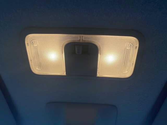 スバル ステラ L スマートアシスト 千葉県 2016(平28)年 6万km ピンク 社外オーディオ(Clarlan Intelligent tune CZ215)/CD再生/AM/FMラジオ/ミュージックプレイヤー接続/後方コーナーセンサー/横滑り防止装置/リモコンキー/誤発進抑止機能/衝突警報/衝突回避支援ブレーキ