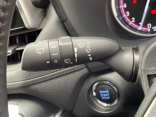 トヨタ ＲＡＶ４ G Zパッケージ 千葉県 2021(令3)年 4.1万km ホワイトパールクリスタルシャイン Tコネクトナビ/　Bluetooth/フルセグTV/　Apple car play/Android Auto/モデリスタエアロ（F/S/R）/トヨタセーフティセンス/レーダークルーズコントロール/レーンキープアシスト/衝突軽減ブレーキ/クリアランスソナー/ブラインドスポットモニター/アラウンドビューモニター/先行車発進警報/ロードサインアシスト/ダウンヒルアシスト/電動パーキング/オートホールド/オートハイビーム/合皮レザーシート/前席シートヒーター/パワーシート/パワーシート（運転席）/ステアリングヒーター/パワーバックドア/デジタルインナーミラー/前後ドラレコ/ビルトインETC/LEDライト/フォグランプ/AC１００V/フロアマット/ドアバイザー