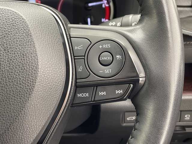 トヨタ ＲＡＶ４ G Zパッケージ 千葉県 2021(令3)年 4.1万km ホワイトパールクリスタルシャイン Tコネクトナビ/　Bluetooth/フルセグTV/　Apple car play/Android Auto/モデリスタエアロ（F/S/R）/トヨタセーフティセンス/レーダークルーズコントロール/レーンキープアシスト/衝突軽減ブレーキ/クリアランスソナー/ブラインドスポットモニター/アラウンドビューモニター/先行車発進警報/ロードサインアシスト/ダウンヒルアシスト/電動パーキング/オートホールド/オートハイビーム/合皮レザーシート/前席シートヒーター/パワーシート/パワーシート（運転席）/ステアリングヒーター/パワーバックドア/デジタルインナーミラー/前後ドラレコ/ビルトインETC/LEDライト/フォグランプ/AC１００V/フロアマット/ドアバイザー