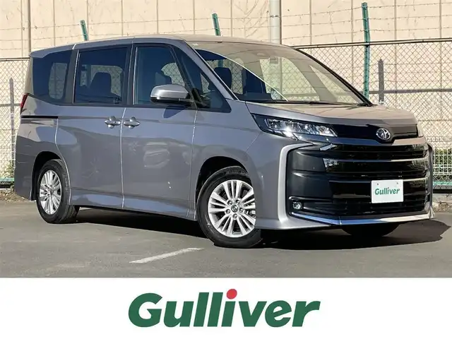 トヨタ ノア S－G 東京都 2022(令4)年 0.4万km メタルストリームM 純正１０．５型ディスプレイオーディオ　/快適利便パッケージ　/オットマン/ユニバーサルステップ　/寒冷地　/両側電動ドア　　/ＨＤＭＩ　/フルセグＴＶ　/ビルトイン２．０ＥＴＣ　/前後ドラレコ　/シートヒーター　/ワンオーナー　/禁煙