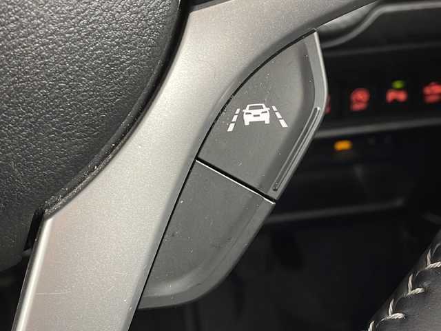 スズキ クロスビー HYBRID MZ 千葉県 2021(令3)年 3.9万km スーパーブラックパール ワンオーナー/衝突軽減システム/純正ナビ/全方位カメラ/レーダークルーズコントロール/シートヒーター/アイドリングストップ/USB入力端子/フルセグTV/Bluetooth/バックカメラ/コーナーセンサー/レーンキープアシスト/横滑り防止装置/パドルシフト/純正アルミホイール/LEDヘッドライト/オートライト/純正フロアマット/ETC/スペアキー