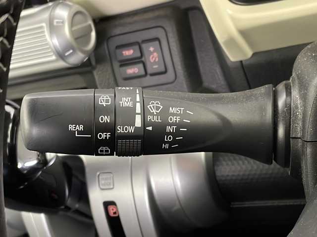 スズキ クロスビー HYBRID MZ 千葉県 2021(令3)年 3.9万km スーパーブラックパール ワンオーナー/衝突軽減システム/純正ナビ/全方位カメラ/レーダークルーズコントロール/シートヒーター/アイドリングストップ/USB入力端子/フルセグTV/Bluetooth/バックカメラ/コーナーセンサー/レーンキープアシスト/横滑り防止装置/パドルシフト/純正アルミホイール/LEDヘッドライト/オートライト/純正フロアマット/ETC/スペアキー