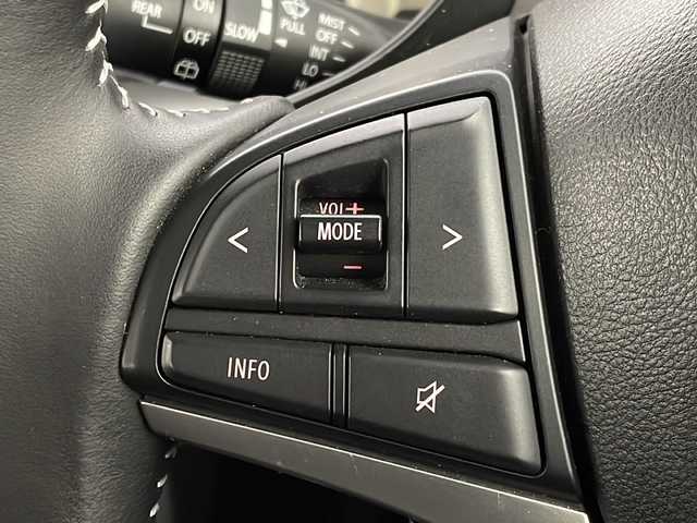 スズキ クロスビー HYBRID MZ 千葉県 2021(令3)年 3.9万km スーパーブラックパール ワンオーナー/衝突軽減システム/純正ナビ/全方位カメラ/レーダークルーズコントロール/シートヒーター/アイドリングストップ/USB入力端子/フルセグTV/Bluetooth/バックカメラ/コーナーセンサー/レーンキープアシスト/横滑り防止装置/パドルシフト/純正アルミホイール/LEDヘッドライト/オートライト/純正フロアマット/ETC/スペアキー