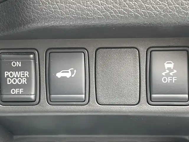 日産 エクストレイル 20Xi Vセレクション 佐賀県 2020(令2)年 4.9万km ブリリアントホワイトパール プロパイロット/SDナビ/・フルセグTV/CD/DVD/Bluetooth/アラウンドビューモニター/デジタルインナーミラー/電動リアゲート/クリアランスソナー/パワーシート/シートヒーター/ハンドルヒーター/ミラーヒーター/オートホールド/ETC/純正LEDヘッドライト/純正18インチアルミ/純正フロアマット