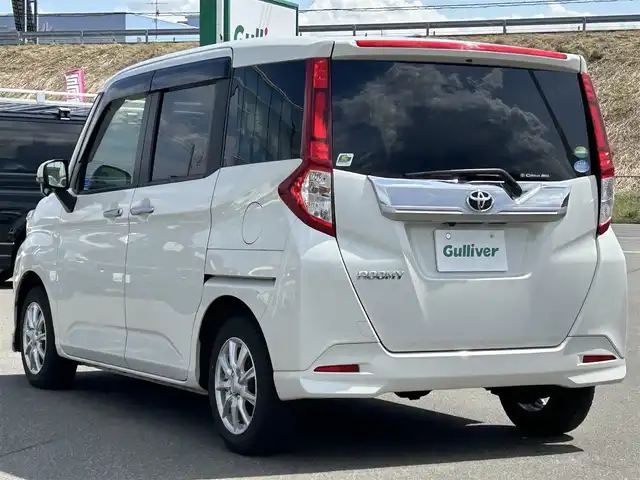 トヨタ ルーミー カスタムG 青森県 2018(平30)年 6.9万km パールホワイトⅢ ・4WD/・寒冷地仕様/・純正ナビ/・バックカメラ/・両側パワースライドドア/・衝突軽減ブレーキ/・ワイパーデアイサー/・オートライト/・オートマチックハイビーム/・LEDヘッドライト/・スマートキー/・横滑り防止/・ビルトインETC/・純正フロアマット/・純正ドアバイザー/・夏タイヤホイール付き積み込み/・盗難防止装置/・保証書/・取扱説明書