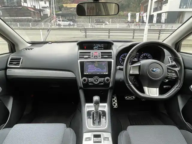 スバル レヴォーグ 1．6GT－S アイサイト 岐阜県 2014(平26)年 7万km ライトニングレッド 社外SDナビ/Bluetooth/フルセグTV/バックカメラ/アイサイト/追従式クルーズコントロール/純正フロアマット/前席パワーシート/レーンキープアシスト/オートライト/パドルシフト/フォグライト