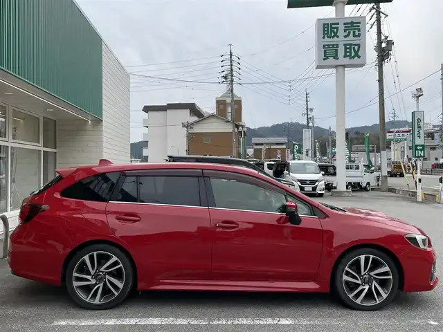 スバル レヴォーグ 1．6GT－S アイサイト 岐阜県 2014(平26)年 7万km ライトニングレッド 社外SDナビ/Bluetooth/フルセグTV/バックカメラ/アイサイト/追従式クルーズコントロール/純正フロアマット/前席パワーシート/レーンキープアシスト/オートライト/パドルシフト/フォグライト