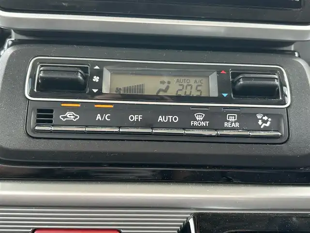 スズキ スペーシア カスタム HYBRID XS 福岡県 2018(平30)年 5.9万km ブルーイッシュブラックパール3 ・純正8インチナビ（フルセグ/DVD/Bluetooth）/・両側パワースライドドア/・バックカメラ/・ETC/・ドライブレコーダー（前後）/・横滑り防止装置/・衝突被害軽減システム/・レーンキープアシスト/・コーナーセンサー/・D席シートヒーター/・電動格納ミラー/・LEDヘッドライト/・純正ドアバイザー/・純正サンシェード/・純正アルミホイール