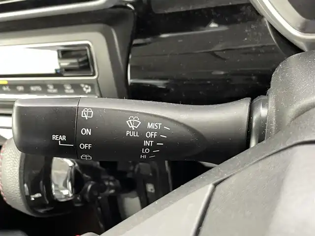 スズキ スペーシア カスタム HYBRID XS 熊本県 2018(平30)年 5.9万km ブルーイッシュブラックパール3 ・社外8インチナビAVIC-RL901ZS（フルセグ/CD/DVD/Bluetooth）/・両側パワースライドドア/・バックカメラ/・ビルトインETC/・ドライブレコーダー（前後）/・横滑り防止装置/・衝突被害軽減システム/・レーンキープアシスト/・アイドリングストップ/・後ろのみクリアランスソナー/・D席シートヒーター/・電動格納ミラー/・純正ドアバイザー/・純正サンシェード/・純正フロアマット/・純正１５インチAW/・オートライト/・LEDヘッドライト/・フォグランプ/・スマートキー/・プッシュスタート/・スペアキー1本/・保証書/・取扱説明書