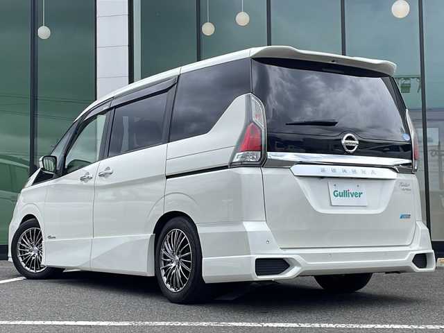 日産 セレナ ライダー プロパイロット E 福岡県 2016(平28)年 7.7万km ブリリアントホワイトパール プロパイロット　純正９型ナビ　フルセグ　フリップダウンモニター　バックＣ　ＤＶＤ再生　全席ＵＳＢポート　キックセンサー付両側電動スライド　オートＬＥＤライト　フォグ　電動パーキングブレーキ　スペアキー