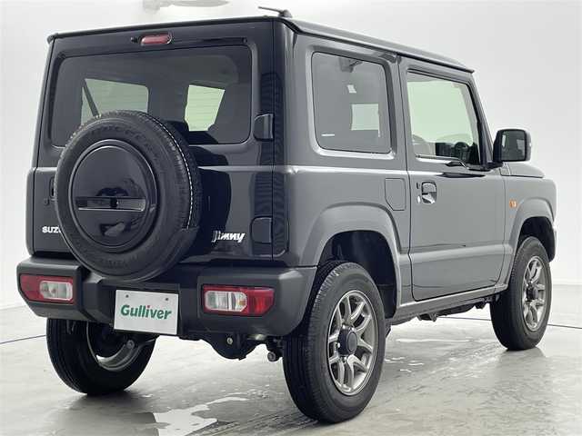 スズキ ジムニー XC 福井県 2023(令5)年 0.5万km ブルーイッシュブラックパール3 ALPINEフローティングディスプレイオーディオ/Bluetooth/USB/AppleCarPlay/AndroidAuto/AM/FM/スズキセーフティーサポート/・デュアルセンサーブレーキサポート/・車線逸脱警報機能/・標識認識機能/・誤発進抑制機能/・ふらつき警報機能/・先行車発進お知らせ機能/クルーズコントロール/プッシュスタート/スペアキー/シートヒーター /オートライト /LED/フォグライト/ヘッドライトウォッシャー/革巻きステアリング/ステアリングチルド機構/背面タイヤ/純正１６インチアルミ
