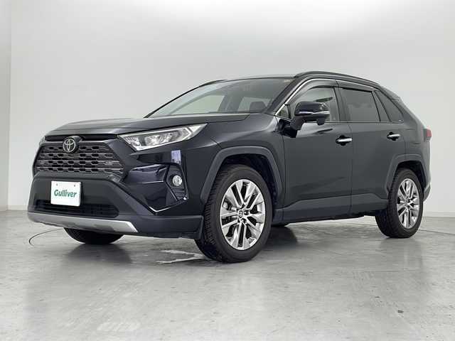 トヨタ ＲＡＶ４ G Zパッケージ 宮城県 2020(令2)年 6.1万km アティチュードブラックマイカ Toyota Safety Sense/・プリクラッシュセーフティ	/・レーントレーシングアシスト	/・レーダークルーズコントロール	/・ブラインドスポットモニター/・オートマチックハイビーム/・クリアランスソナー	/デジタルインナーミラー/ケンウッド9型ナビ/・CD.DVD.SDS.BT.USB/フルセグTV/バックカメラ/電動リアゲート/合皮シート/運転席パワーシート/前席シートヒーター/ステアリングヒーター/ステアリングスイッチ/LEDヘッドライト/フォグランプ/ビルトインETC/社外ドライブレコーダー（FR）/プッシュスタート/スマートキー/アイドリングストップ/横滑り防止装置/純正19inAW/純正フロアマット/純正ラゲッジマット