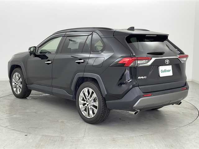 トヨタ ＲＡＶ４ G Zパッケージ 宮城県 2020(令2)年 6.1万km アティチュードブラックマイカ Toyota Safety Sense/・プリクラッシュセーフティ	/・レーントレーシングアシスト	/・レーダークルーズコントロール	/・ブラインドスポットモニター/・オートマチックハイビーム/・クリアランスソナー	/デジタルインナーミラー/ケンウッド9型ナビ/・CD.DVD.SDS.BT.USB/フルセグTV/バックカメラ/電動リアゲート/合皮シート/運転席パワーシート/前席シートヒーター/ステアリングヒーター/ステアリングスイッチ/LEDヘッドライト/フォグランプ/ビルトインETC/社外ドライブレコーダー（FR）/プッシュスタート/スマートキー/アイドリングストップ/横滑り防止装置/純正19inAW/純正フロアマット/純正ラゲッジマット