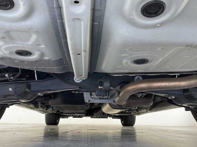 トヨタ アルファード S Cパッケージ 長野県 2020(令2)年 3.8万km ホワイトパールクリスタルシャイン 4WD/純正ディスプレイオーディオ&フルセグTV&USB&BT/純正フリップダウンモニター/トヨタセーフティセンス/アダプティブクルーズコントロール/レーントレーシングアシスト/プリクラッシュセーフティ/クリアランスソナー/リアクロストラフィックアラート/ブラインドスポットモニター/パーキングサポートブレーキ/ロードサインアシスト/アイドリングストップ/社外前後ドライブレコーダー/両側パワースライドドア/パワーバックドア/レザーシート/前席エアシート/前席シートヒーター/前席パワーシート/運転席シートメモリ/ステアリングスイッチ/ステアリングヒーター/ウォークスルー/オットマン/2列目サンシェード/2列目キャプテンシート/バックカメラ/ビルトインETC2.0/LEDヘッドライト/オートライト/フロントフォグランプ/電動格納ミラー/ウィンカーミラー/電動ホールド/オートホールド/純正18インチAW装着/純正フロアマット/ドアバイザー/プッシュスタート/スマートキー