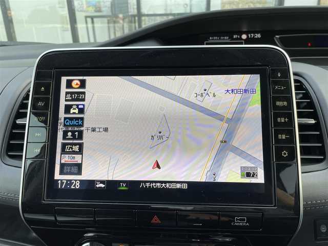 日産 セレナ ハイウェイスター 千葉県 2020(令2)年 1万km ブリリアントホワイトパール 純正10インチナビ/(AM/FM/フルセグTV/CD/DVD/BT)/全周囲カメラ/衝突被害軽減システム/車線逸脱警報/クルーズコントロール/両側パワースライドドア/横滑り防止装置/ETC/ドライブレコーダー/アイドリングストップ/LEDヘッドライト/フォグランプ/オートライト/ウィンカーミラー/電動格納ミラー/純正16インチAW/シートリフター/プッシュスタート/スマートキー/フロアマット