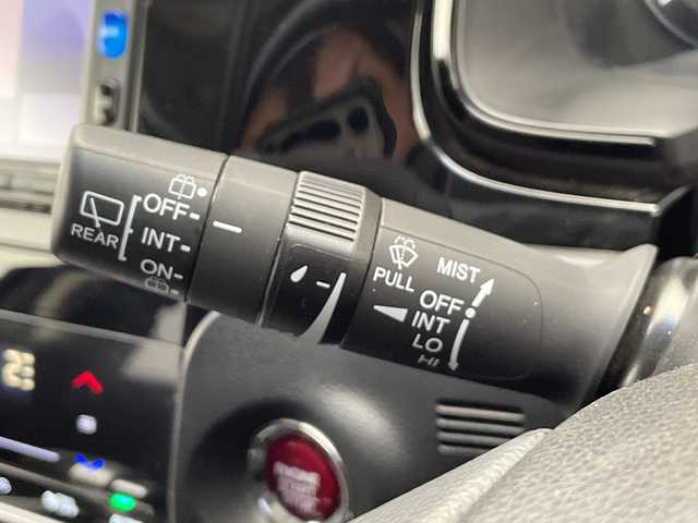 ホンダ シャトル G 栃木県 2016(平28)年 3.2万km ミッドナイトブルービームM 純正ナビ/（CD/DVD/TV/Bluetooth/USB）/バックカメラ/ビルトインETC/禁煙車/横滑り防止装置/スマートキー/プッシュスタート/ステアリングスイッチ/電動格納ミラー/純正フロアマット