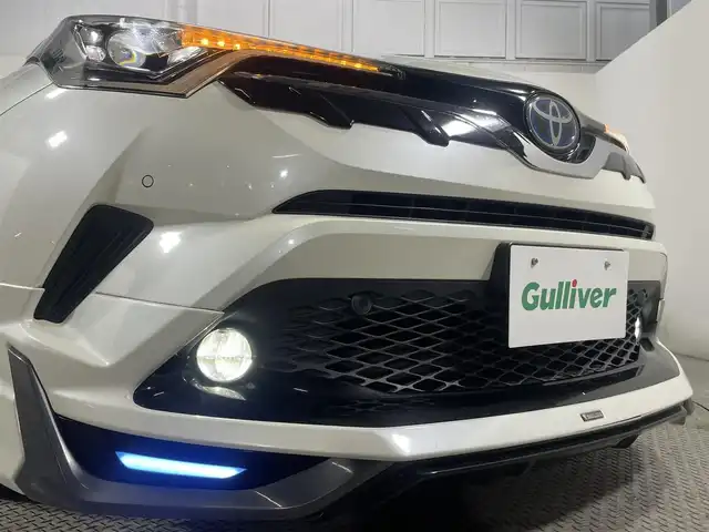 トヨタ Ｃ－ＨＲ G LEDエディション 大阪府 2018(平30)年 5.8万km ブラック/ホワイトパールクリスタルシャイン 2トーン モデリスタエアロ 純正9incナビ(フルセグ/DVD再生/Bluetooth) バックカメラ ETC ハーフレザー シートヒーター 衝突軽減 レーダークルコン BSM クリアランスソナー ドラレコ