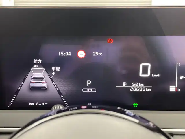 日産 ノート S 三重県 2021(令3)年 2.1万km ブリリアントシルバー 禁煙車　/純正９インチメモリーナビ/・フルセグTV/・CD/BT/SD/エマージェンシーブレーキ　/車線逸脱防止装置　/前後コーナーセンサー　/バックカメラ　/社外前方ドライブレコーダー　/サイド／カーテンエアバッグ　/純正ビルトインＥＴＣ/オートAC/電子サイドブレーキ/ブレーキオートホールド