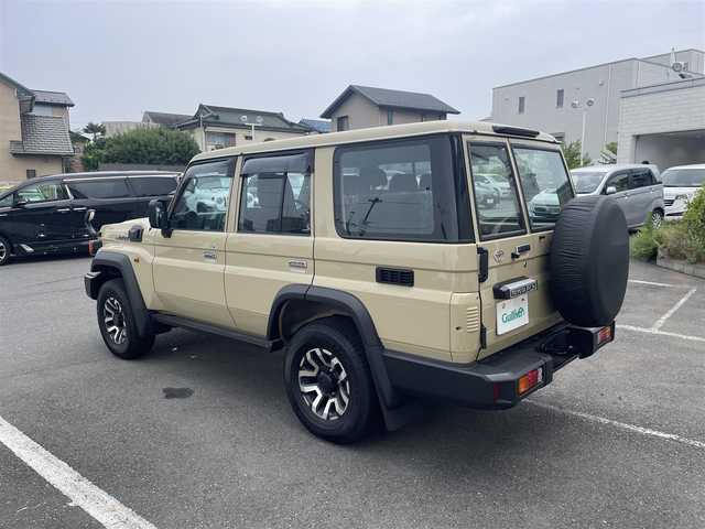 トヨタ ランドクルーザー AX 神奈川県 2024(令6)年 1万km ベージュ