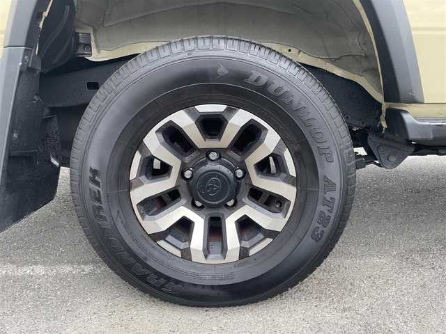 トヨタ ランドクルーザー AX 神奈川県 2024(令6)年 1万km ベージュ
