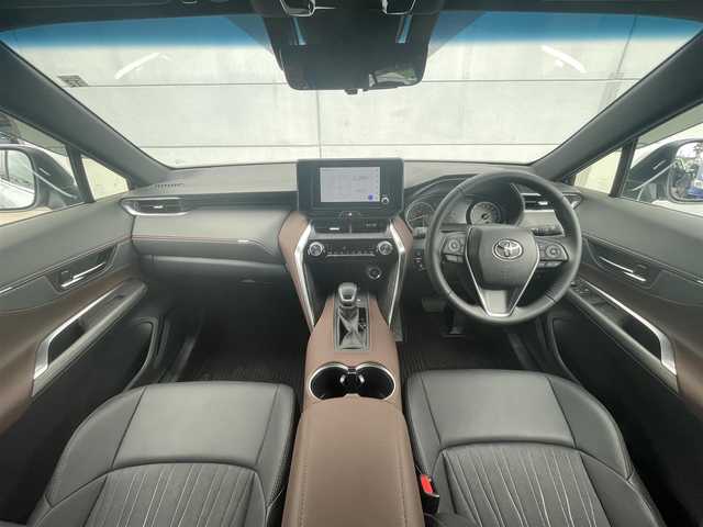トヨタ ハリアー G 千葉県 2022(令4)年 0.5万km プラチナホワイトパールマイカ 衝突軽減ブレーキ/モデリスタエアロ/純正ディスプレイオーディオ/フルセグＴＶ/バックカメラ/デジタルインナーミラー/ＢＳＭ/パワーシート/ＬＥＤヘッドライト/オートライト/コーナーセンサー