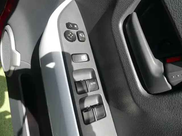 マツダ フレア クロスオーバー XS 千葉県 2015(平27)年 7.3万km フェニックスレッドパール/ブラック レーダーブレーキサポート/純正メモリーナビ/ワンセグTV/【DVD/CD再生機能　Bluetooth接続】/ドライブレコーダー（DRT-H64A）/革巻きステアリング/ETC/HIDヘッドライト/ウインカーミラー/純正15インチアルミホイル/携帯リモコン